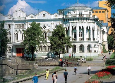 http://staytoday.ru/russia/Екатеринбург/type_flats
