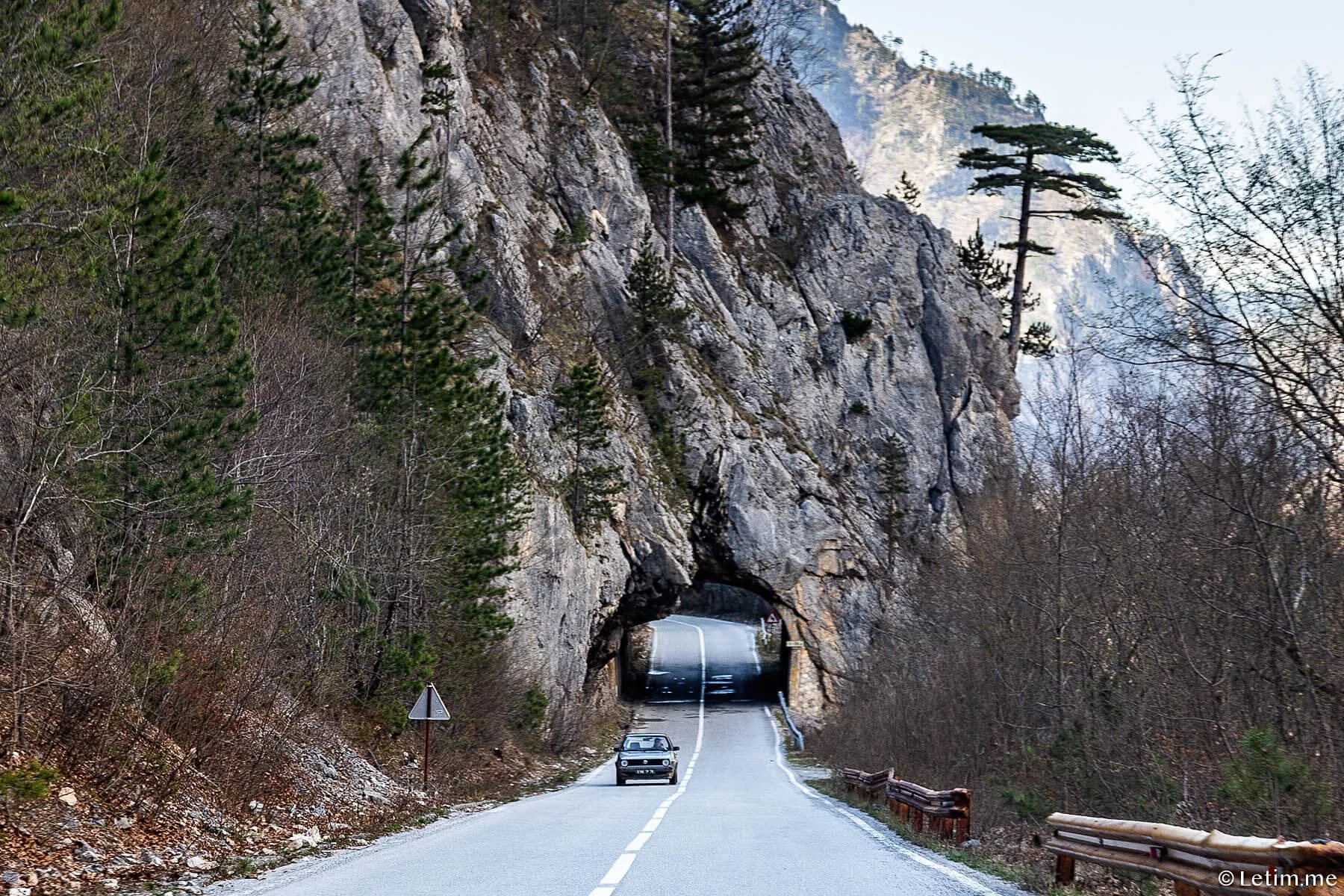 Дороги в Черногории.