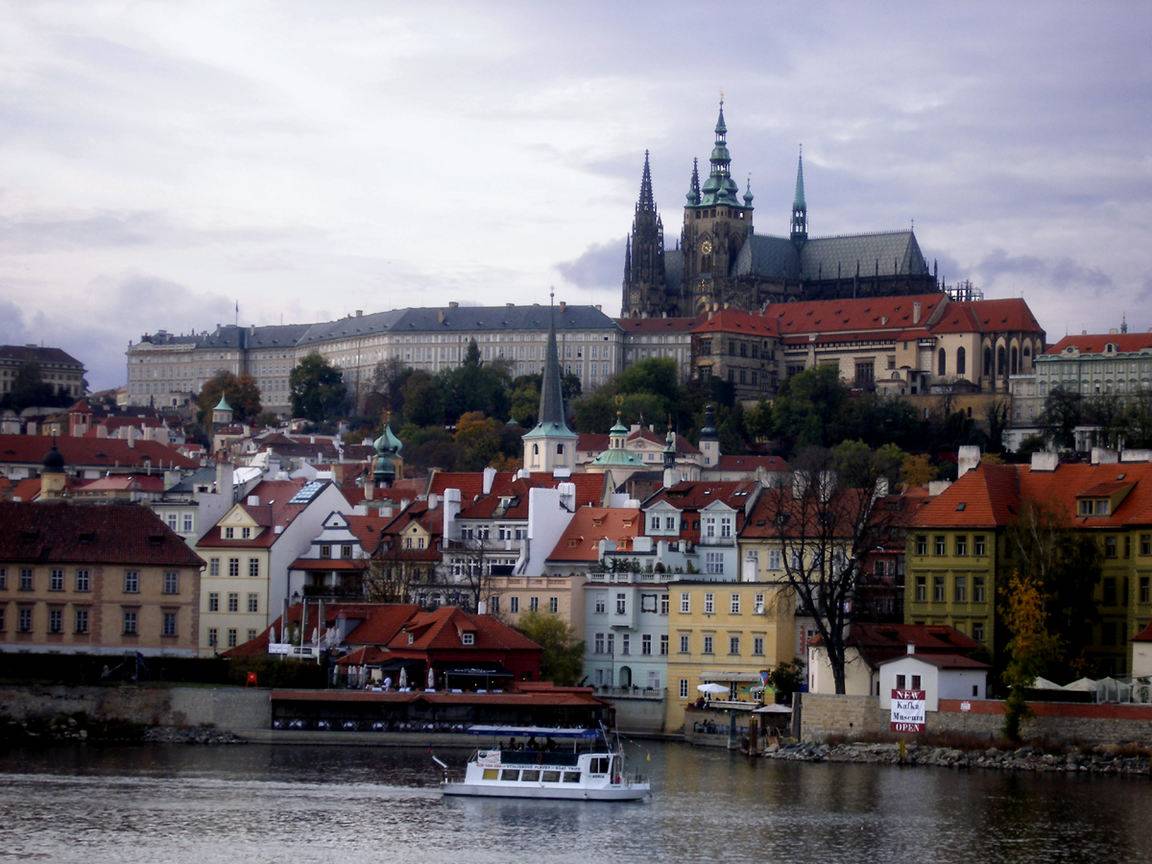 Турне в Прагу