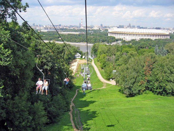 Воробьёвы горы в Москве