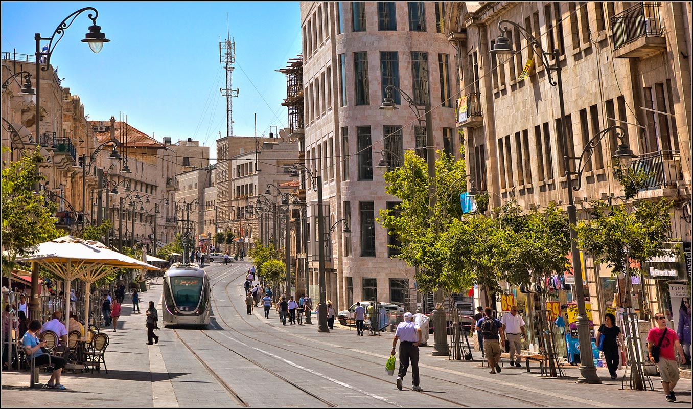 Улица Яффо в Иерусалиме