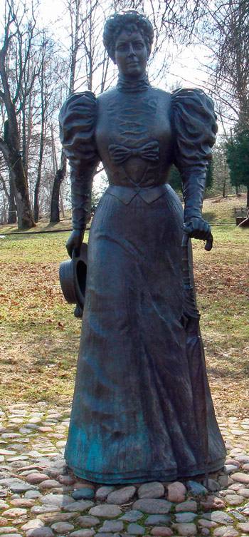Памятник. Мария Клавдиевна Тенишева