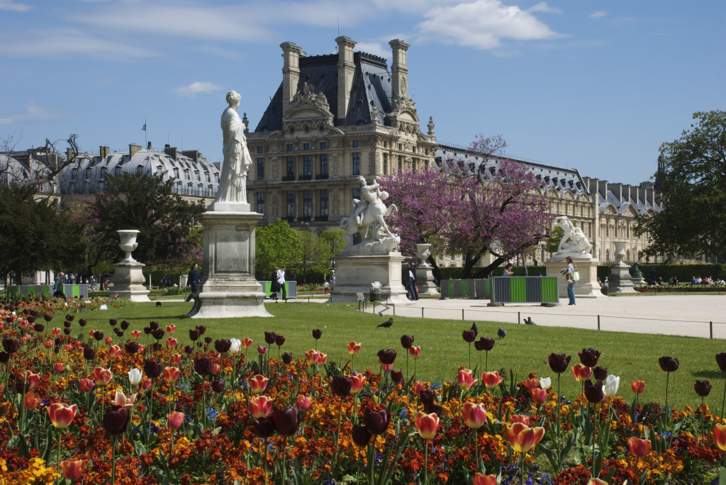 Дворец Тюильри в Париже